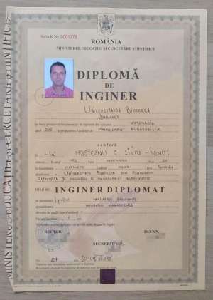 Moşteanu şi-a publicat diploma de licenţă după acuzaţiile legate de primul său CV